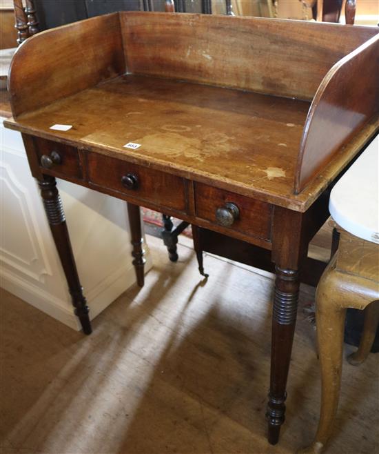 Victorian mahogany washstand